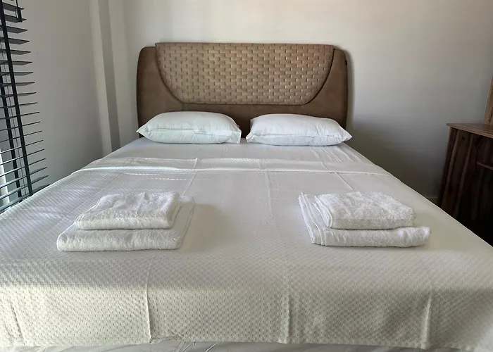 Kundu Heated Pool Retreat 别墅