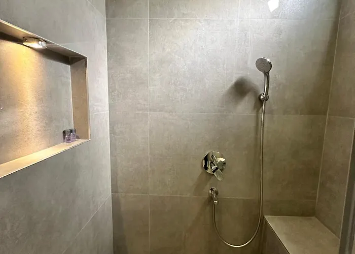 Kundu Heated Pool Retreat