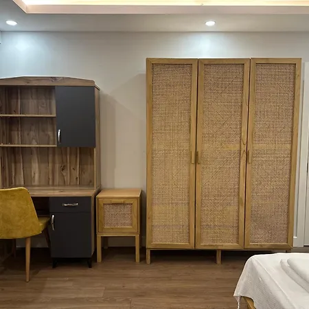 Kundu Heated Pool Retreat *