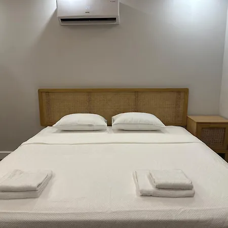 Villa Kundu Heated Pool Retreat *